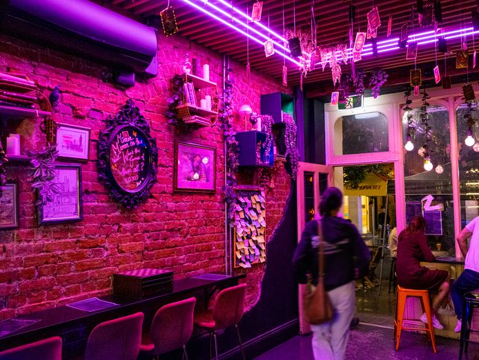 prime-location-cocktail-bar-oadelaide-cbd-7
