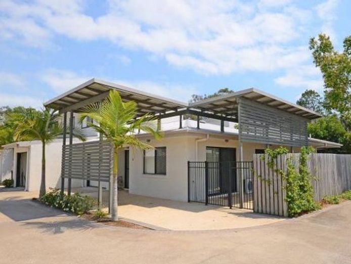 beautifully-located-lifestyle-business-opportunity-by-the-beach-6