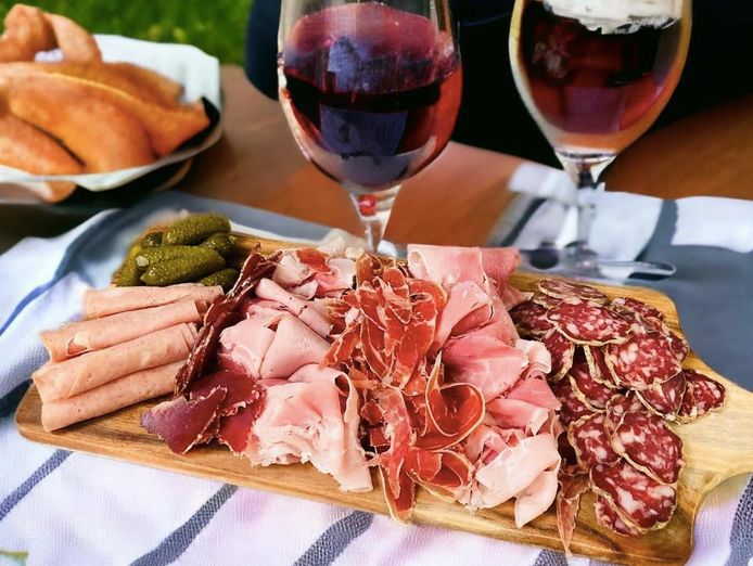 bakery-patisserie-charcuterie-for-sale-in-adelaide-central-market-2