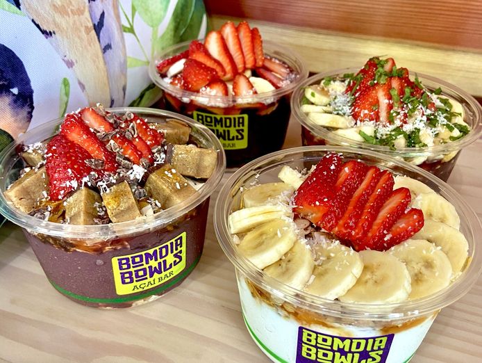 iconic-acai-bowl-bar-by-the-beach-loyal-following-proven-success-0