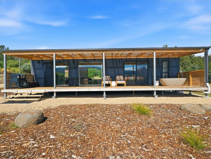 luxury-tourism-retreat-amp-lifestyle-property-approved-expansion-tasmania-5