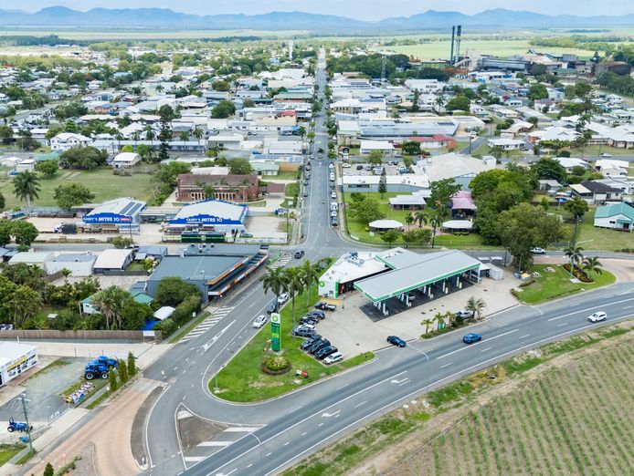 grand-central-hotel-proserpine-1