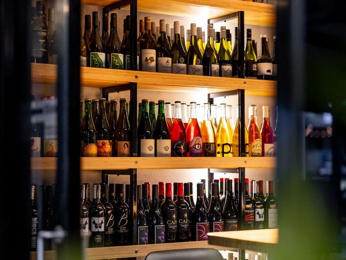 chefs-opportunity-fully-fitted-licensed-restaurant-amp-bar-2