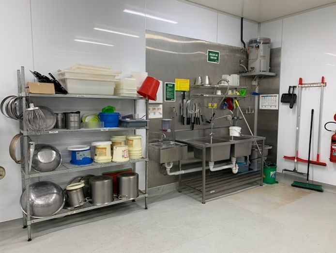 the-cheesecake-shop-orange-nsw-prime-business-opportunity-on-high-6