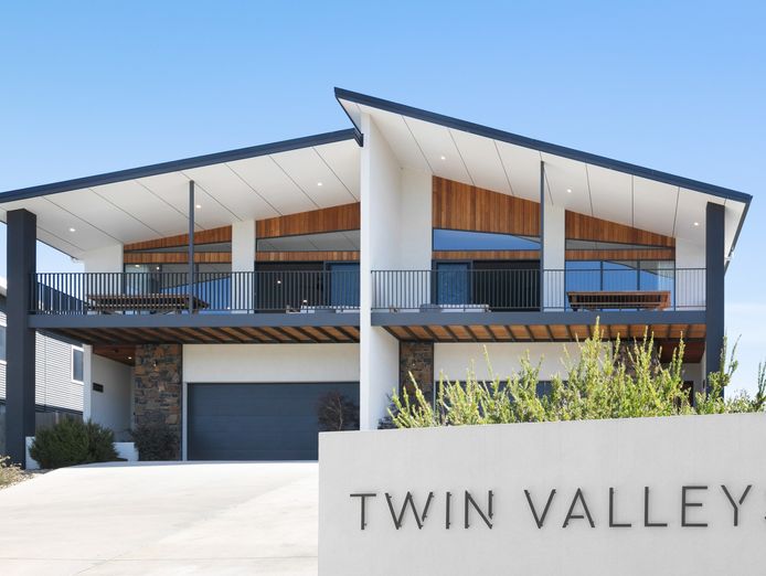 turnkey-freehold-opportunity-in-the-heart-of-jindabyne-nsw-snowy-mountains-0