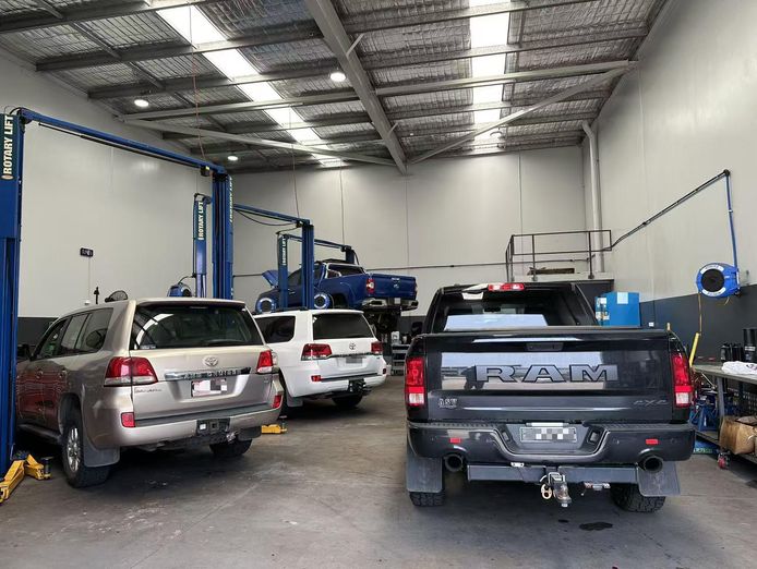 automotive-mechanical-repair-amp-maintenance-workshop-1