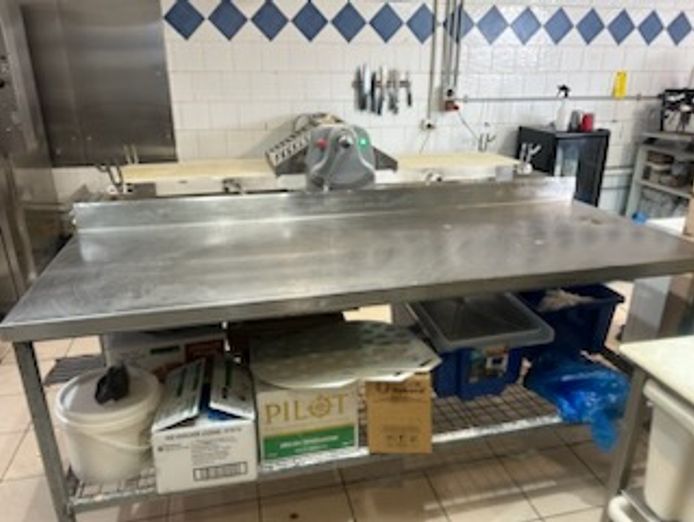 bakery-in-prime-location-6
