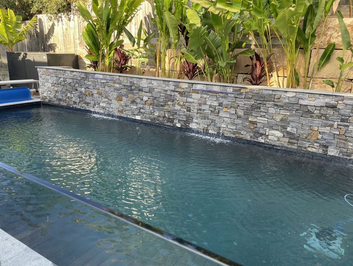 swimming-pool-construction-2