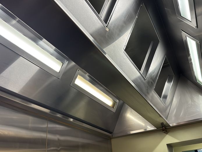 prime-liverpool-st-shop-ideal-for-caf-233-restaurant-takeaway-7