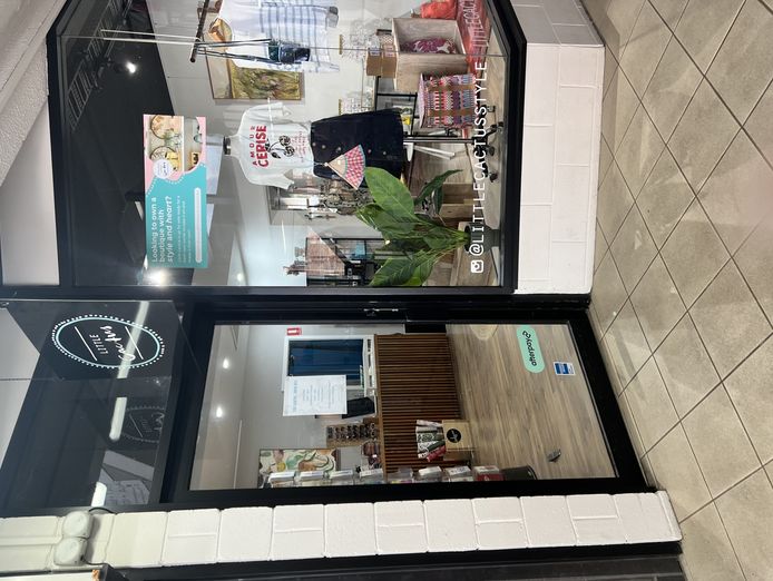 profitable-retail-boutique-loyal-clientele-6