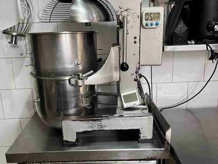 bakery-in-prime-location-3