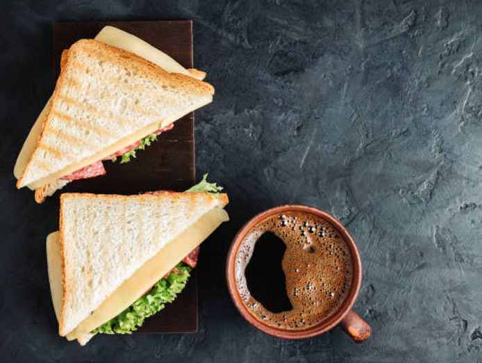 5-day-cbd-cafe-gem-great-location-low-rent-and-solid-returns-0