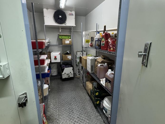 prime-liverpool-st-shop-ideal-for-caf-233-restaurant-takeaway-6