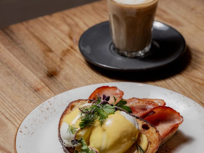 raincheck-lounge-established-north-hobart-caf-233-20-years-trading-4
