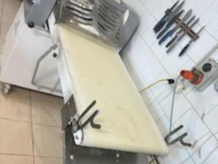 bakery-in-prime-location-8