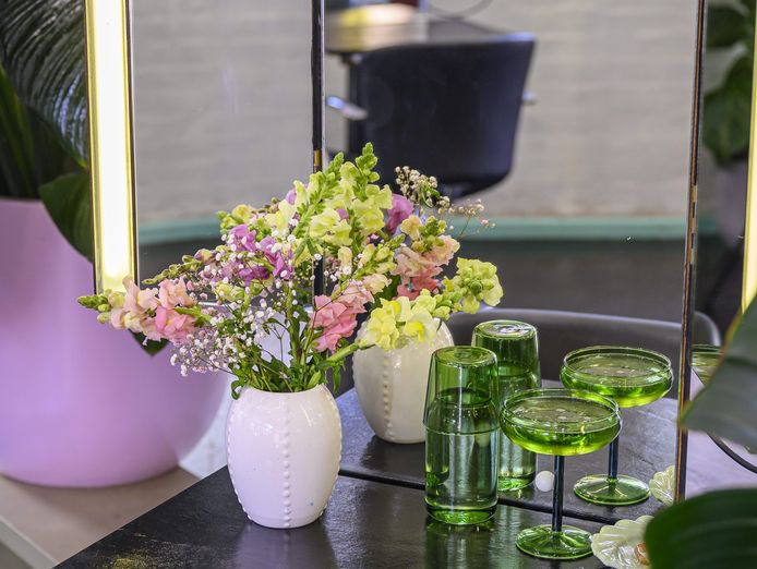 premium-fitzroy-salon-fit-out-reduced-for-immediate-sale-1