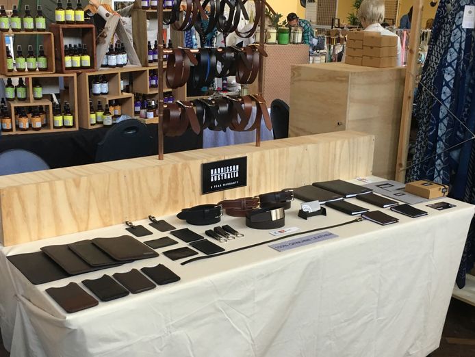 premium-leather-goods-manufacturer-7