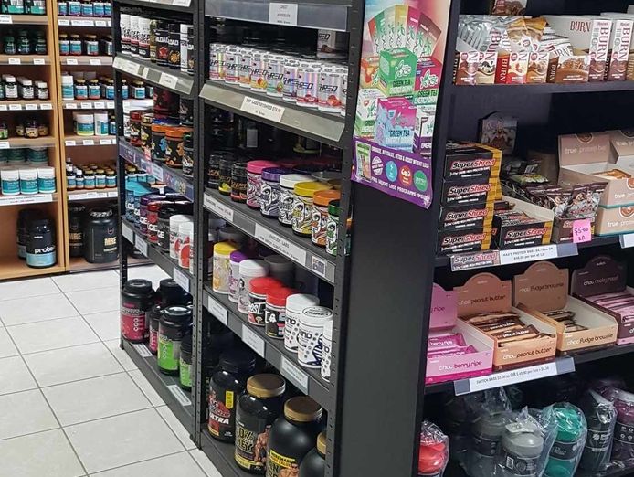 owner-operator-retail-supplement-store-4