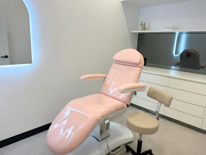 premium-medical-aesthetics-clinic-turnkey-negotiable-5