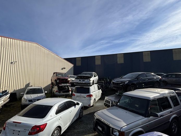 south-coast-dismantling-and-mechanical-workshop-4