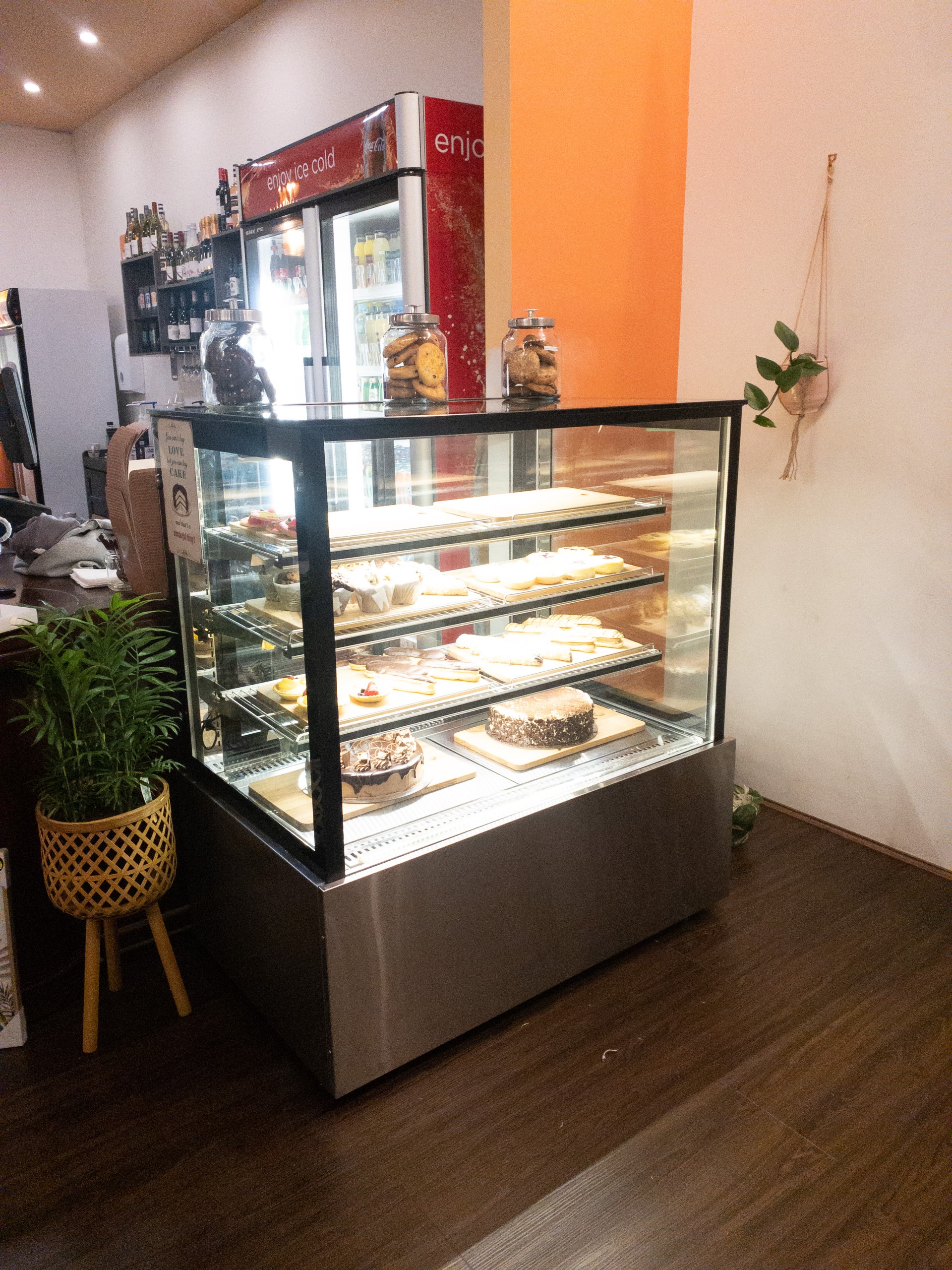 High Profit Italian Restaurant for Sale in Seaford Meadows SA, 5169