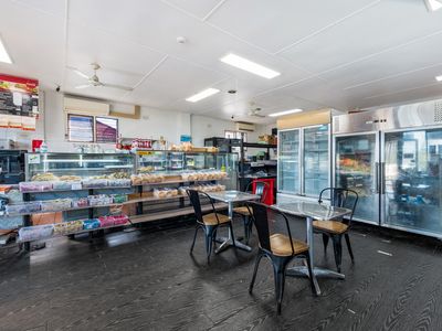 long-established-takeaway-on-main-road-with-live-in-residence-1