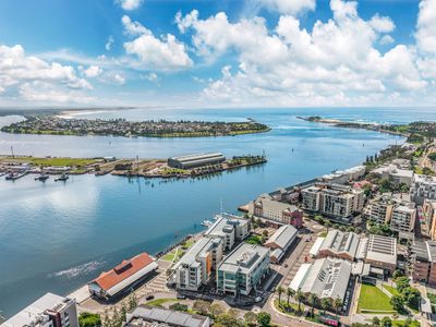 exclusive-waterfront-gem-in-newcastle-cbd-5