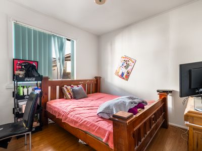 long-established-takeaway-on-main-road-with-live-in-residence-8