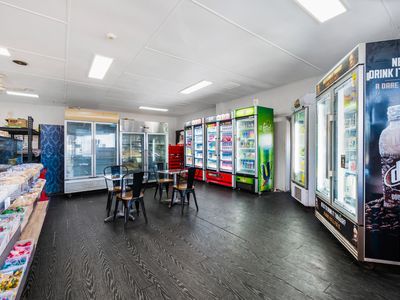 long-established-takeaway-on-main-road-with-live-in-residence-2