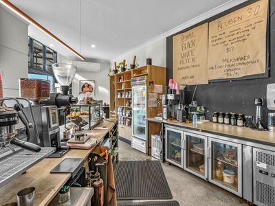 well-known-coffee-shop-available-for-sale-located-in-central-location-mayfield-3