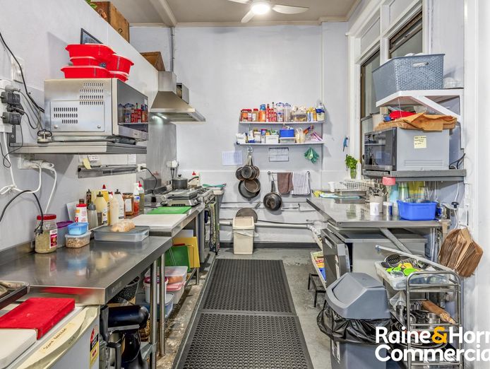 well-established-popular-cafe-in-the-hunter-region-4