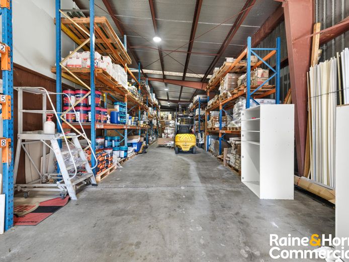 long-standing-tile-business-with-showroom-offices-warehousing-for-sale-3
