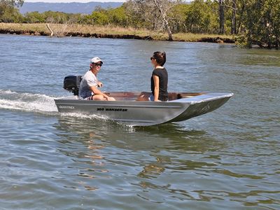 one-of-se-qlds-main-outboard-and-related-marine-product-wrecking-business-376-1