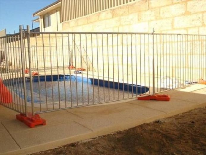 fast-growing-temporary-pool-safety-fence-relate-and-product-hire-business-307-1