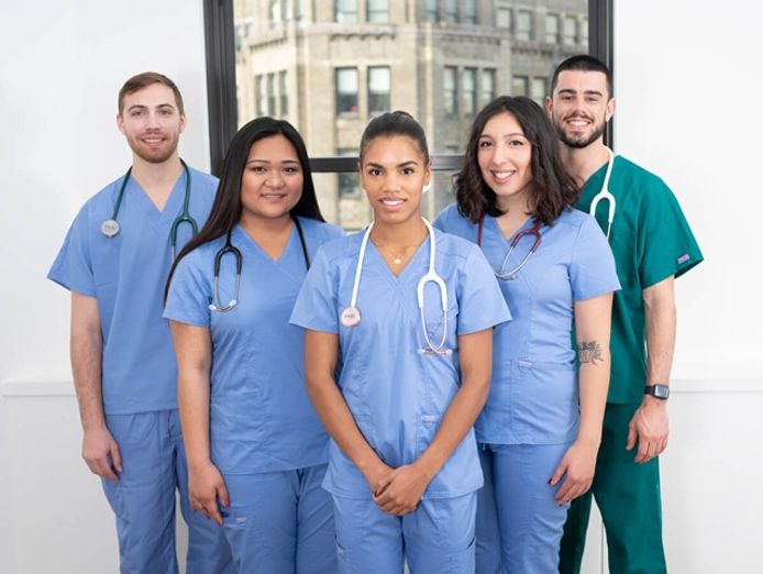 medical-healthcare-industry-importer-wholesaler-online-supplier-uniforms-392-3