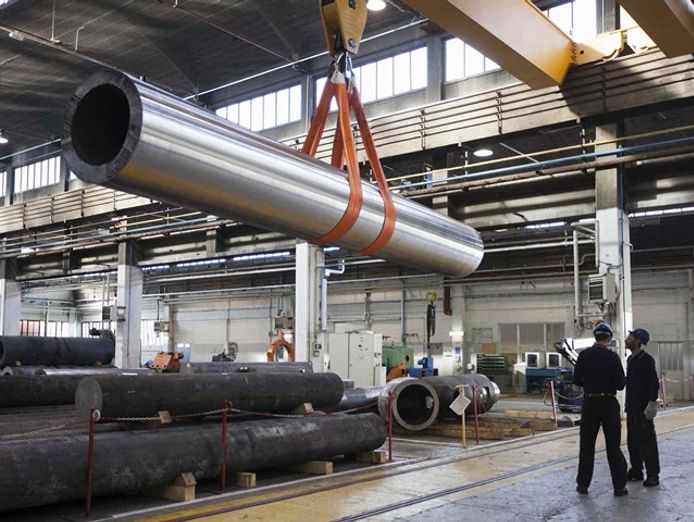staff-managed-importer-wholesaler-distributor-of-unique-steel-products-446-3