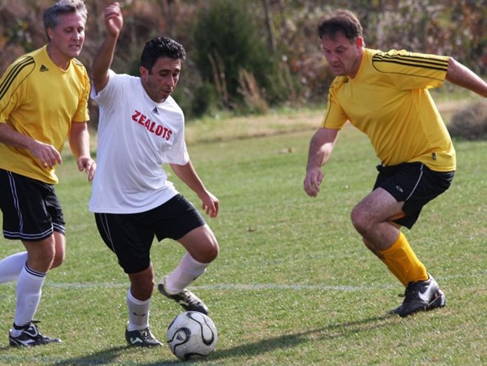 niche-market-sports-product-apparel-and-equipment-outlet-online-webstore-411-1