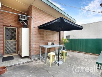 retail-cafe-shop-on-the-main-road-for-lease-8