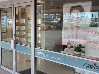 prime-beauty-salon-business-highly-profitable-aspley-location-4