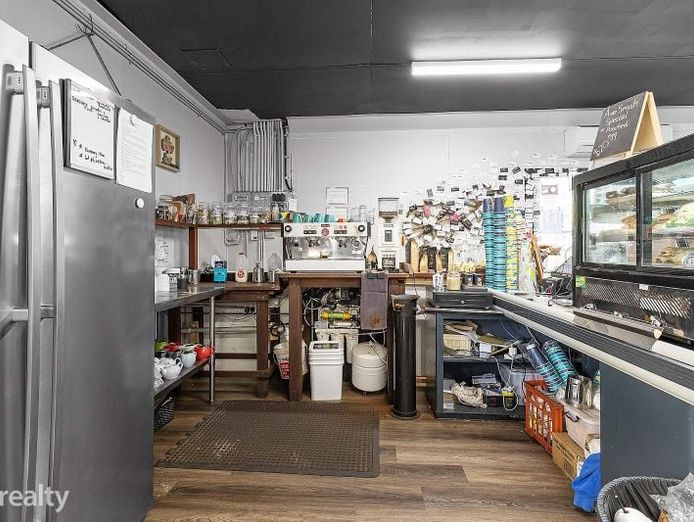 thriving-cafe-in-the-heart-of-bridgetown-1