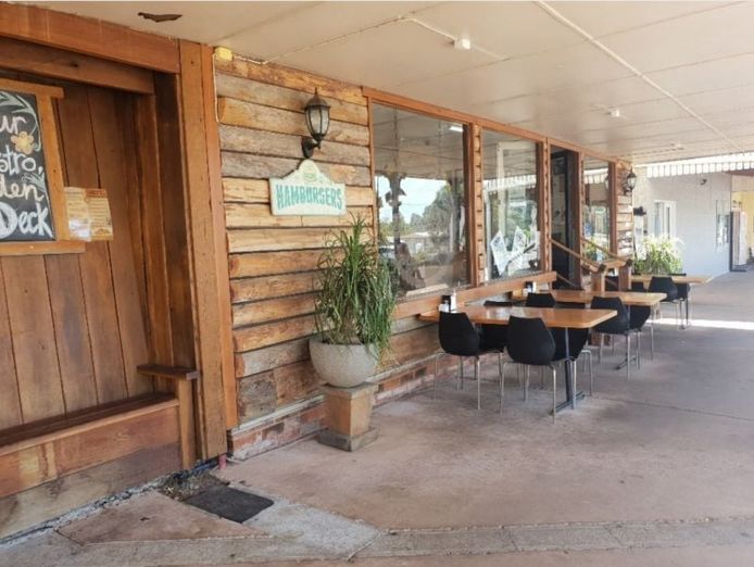 hospitality-business-for-sale-bunya-nut-caf-amp-scrubby-creek-bar-blackbutt-qld-1