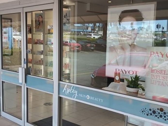 prime-beauty-salon-business-highly-profitable-aspley-location-4