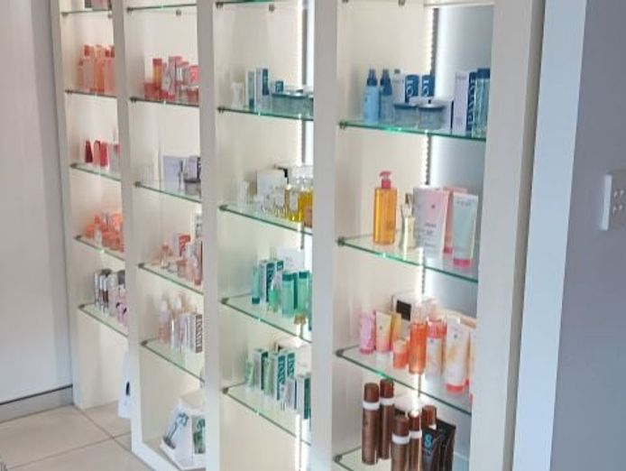 prime-beauty-salon-business-highly-profitable-aspley-location-5
