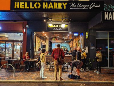 sack-the-boss-and-open-ur-burger-joint-now-8