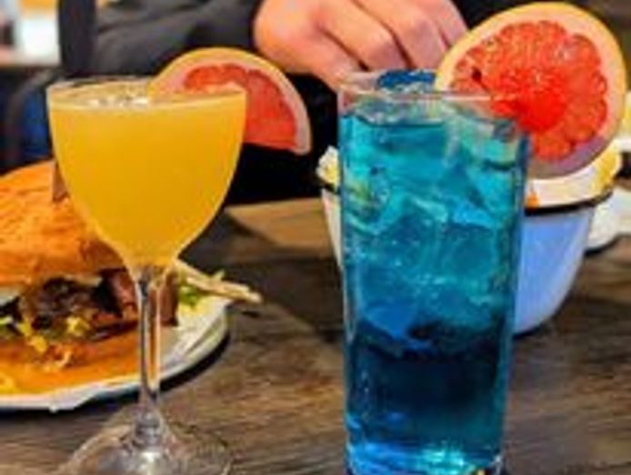 hello-harry-the-burger-joint-mawson-lakes-7