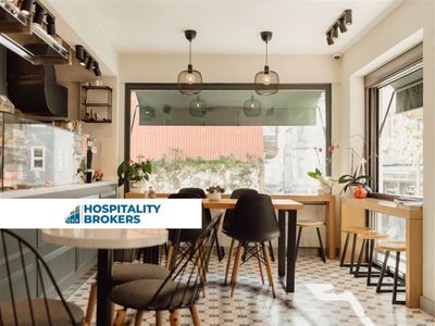 glebe-cafe-must-sell-licensed-prime-position-0