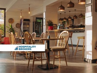 waterfront-cafe-new-15-yr-lease-motivated-vendor-0