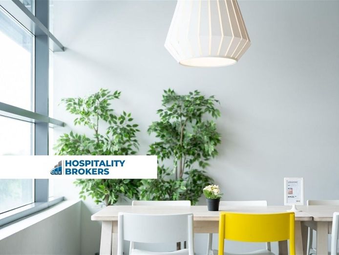 restaurant-returns-daytime-lifestyle-0