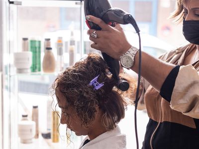 hair-salon-for-sale-windsor-brisbane-under-management-premiere-site-0