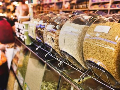 40-year-old-retail-amp-hospitality-wholesale-amp-distribution-0